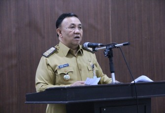 Sekda Provinsi Bengkulu Nopian Andusti hadir dan membuka Rapat Sinkronisasi dan Koordinasi kebijakan Program Kegiatan Pemberdayaan Perempuan.
