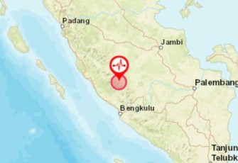 Pusat Gempa