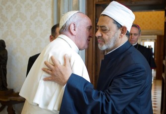 Mencontoh Semangat Toleransi Imam Al Azhar dan Paus Fransiskus