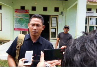 Feby Febriansyah saat ditemui di Kator Desa Kemuning