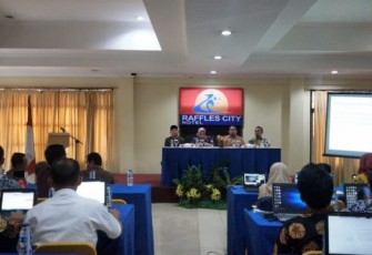 Staf Ahli Wali Kota Bidang Pemerintahan Kota Bengkulu Matriyan Buka  kegiatan Pendampingan Pengisian Form Evaluasi F01 Lingkup Kabupaten/Kota dan Provinsi Bengkulu 