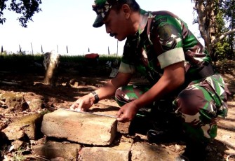 Penelusuran Jejak Sejarah Diantara Batu Bata Kuno di Desa Karangtengah