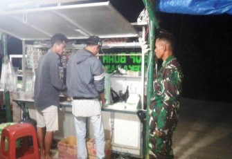 Salah satu peran dalam menggalang partisipasi masyarakat dengan menghadirkan warung dadakan