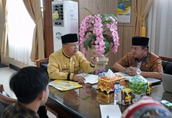 Gubernur Bengkulu Rohidin Mersyah saat memberikan arahan