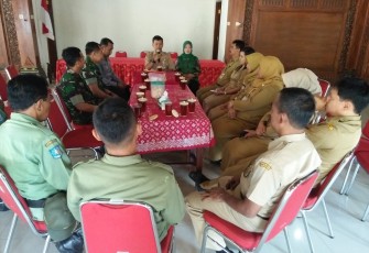 Sinergitas tiga pilar Babinsa Bhabinkamtibmas dengan Perangkat Desa di Surakarta