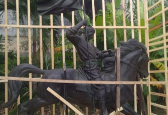 Patung Kuda Simpang Lima Kota Bengkulu