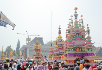 Arak-arakan Tabut Tebuang