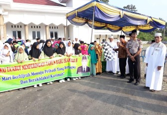 Sekretaris Daerah Kabupaten Seluma Irihadi Lepas Pawai Taaruf 