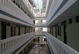 Kondisi gedung asrama UMB pasca kejadian