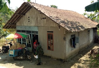 Rumahnya Akan Rehab Program TMMD, Warga Ini Bilang Buat Makan Sehari-hari Saja Susah