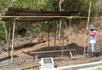 Sukarman mulai dirikan warung