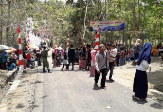 Pra TMMD Ramaikan Lomba Mancing di Obyek Wisata Krama Cenil Beber Bersama Ribuan Warga