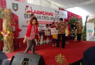 Danramil 03-Serengan & Babinsa Hadiri Gerakan Cinta Menabung di SDN Serengan II