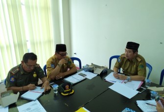 Kepala Diskominfo Rejang Lebong Dodi Sahdani S Sos MSI Pimpin Rapat 