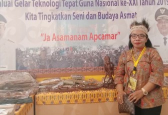  Kepala Seksi DPMD Kabupaten Asmat Provinsi Papua Sonya Manokwarin 