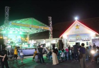 shympony music pelajar di gedung juang 45