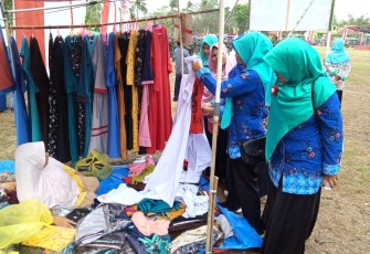 Omset Pedagang Gamis Asal Ajibarang Meningkat Pada Pembukaan TMMD Kabupaten Cilacap