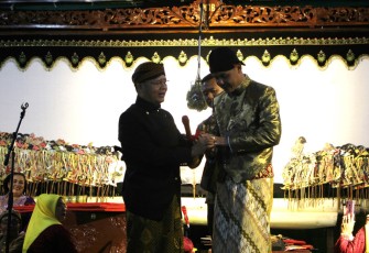 Gubernur Bengkulu Rohidin Mersyah saat bersama Gubernur Jateng Ganjar Pranowo