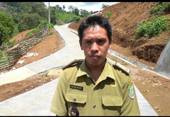 Kepala Desa Batu Beriang Endang Wijaya