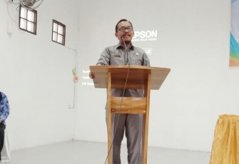 Plt Kadis Pendidikan Batu Bara pada Saat menutup acara pelatihan Worshop