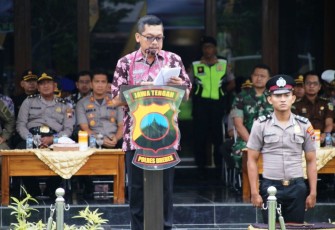  Apel Luar Biasa