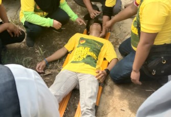 Simulasi pertolongan korban banjir
