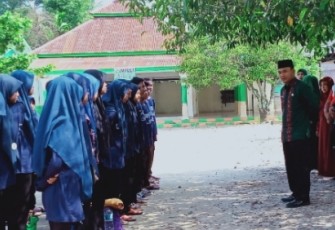 Pelepasan Kontingen Paskibra MTSN 1 Labura