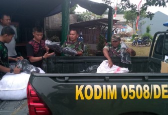 Satgas TMMD Kodim 0508/Depok Terima Kaporlap TNI