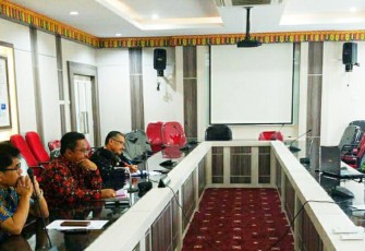 Pemkab Lambar Video Conference Bersama Pemprov Lampung Bahas Updating Ketersediaan Anggaran dan Refocusing APBD