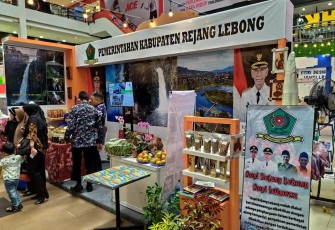 Stand Pameran Pemerintah Kabupaten Rejang Lebong Dalam Bengkulu City Fair 2020