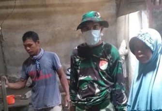 Rasa Haru dan Bahagia Nyai Marni Rumahnya Direhab oleh Satgas TMMD
