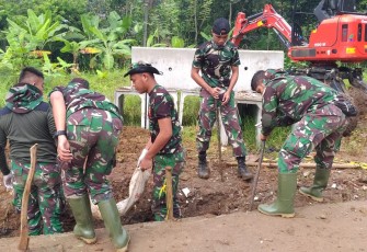 Satgas TMMD 107 Kodim 0508/Depok Serbu Sasaran Pembuatan Drainase