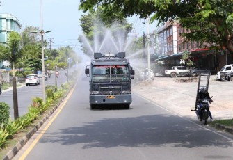 Penyemprotan Cairan Disinfektan Dilakukan Secara Masif di Wilayah Kota Tanjungpinang