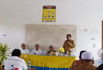 Kepala Dinas Pendidikan Kabupaten Batu Bara Ilyas Sitorus SE MP.d saat memberikan sambutan