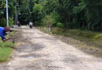 Pengaspalan Jalan TMMD Reguler Pekalongan di Pantirejo Profesional