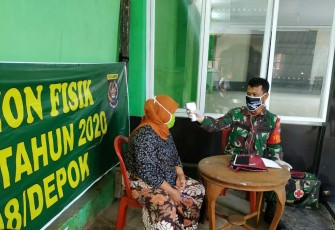 Warga Kali Baru Aminah Apresiasi Tim Kesehatan Lapangan TMMD ke 107
