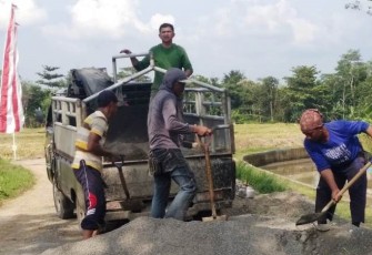 Material Jalan TMMD Reguler Pekalongan Jumlah Besar Terus Didatangkan