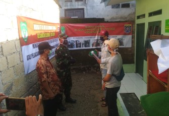 Haru Junaidi Terima Rumah Nona Rita Usai Direnovasi Satgas TMMD 107 Kodim 0508/Depok