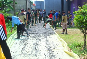 Satgas TMMD Optimis Jalan H. Amin Tepat Waktu Selesai