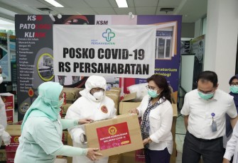 BIN Berikan Bantuan Alkes ke Tenaga Medis RSUP Persahabatan Jakarta