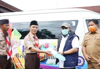 Wali Kota Bengkulu Helmi Hasan Hibahkan Mobil Operasional Untuk Pramuka