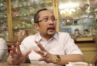 ketua Fraksi Partai Golkar Jawa Timur Sahat Tua Simanjuntak