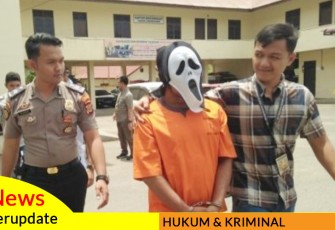 Tersangka saat diamankan