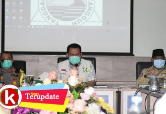 Bupati Kampar saat gelar rakor