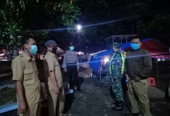 Himbauan untuk tidak berkerumun terus disampaikan kepada masyarakat