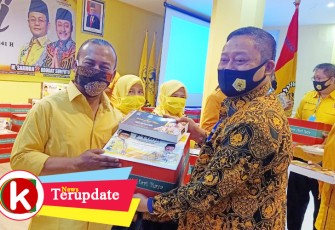 MKGR Beri Bantuan Warga Terdampak Covid-19