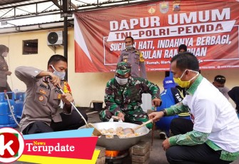 Tim Gugus Tugas Buka Dapur Umum di Halaman Mapolres Batang untuk Bantu Warga