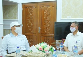  Gubernur Bengkulu Rohidin Mersyah saat menerima audensi GM. MOR II PT. Pertamina (Persero) Sumbagsel Asep Wicaksono Hadi