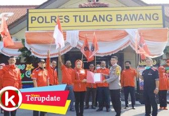 DPC PDIP Kabupaten Tulang Bawang Laporkan Aksi Pembakaran Bendera Partai ke Polres Tuba 