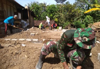 Rumah Kanidi Sebentar Lagi akan Disulap Anggota TNI Melalui TMMD 108